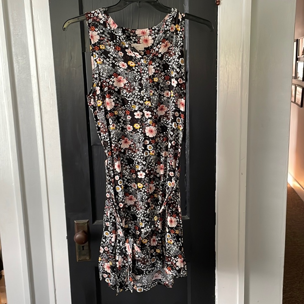 Loft outlet floral tie-waist dress